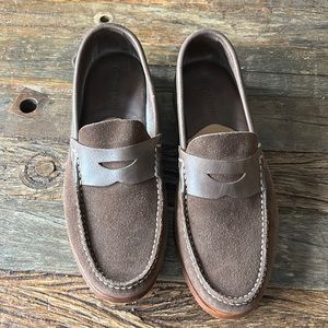 Johnston & Murphy Suede Sheepskin loafers